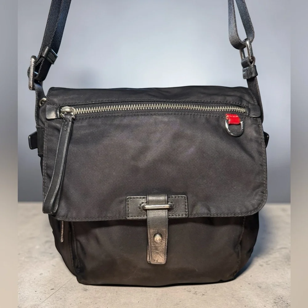 TUMI Black Ballistic Nylon Crossbody Messenger Travel Bag Adjustable Strap - Picture 4 of 14